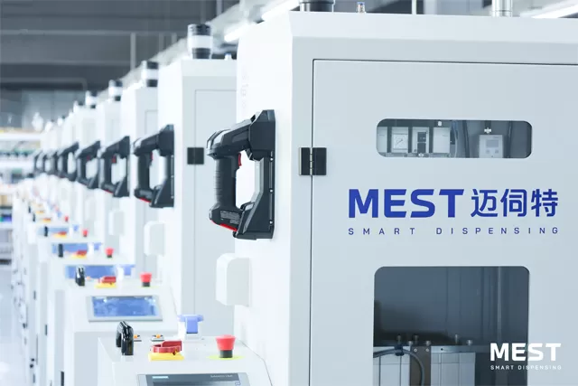 adhesive dispensing machine