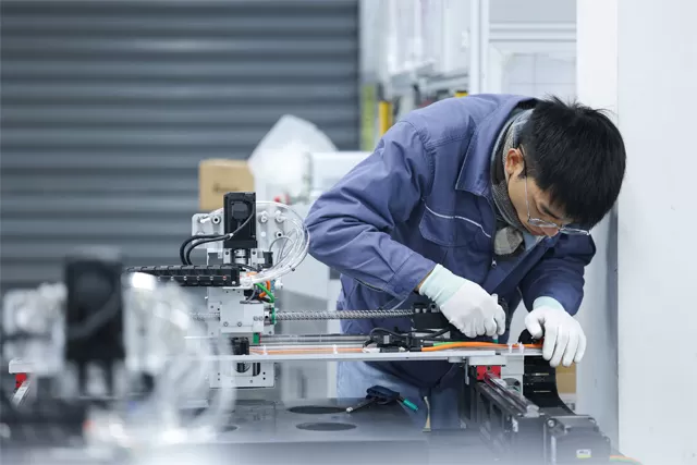 adhesive dispensing systems